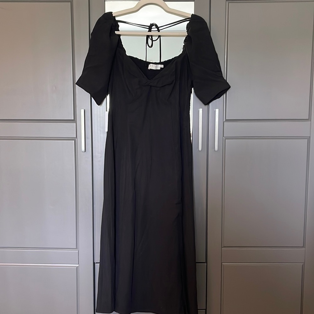 ASTR the Label Fern Puff Sleeve Midi Dress